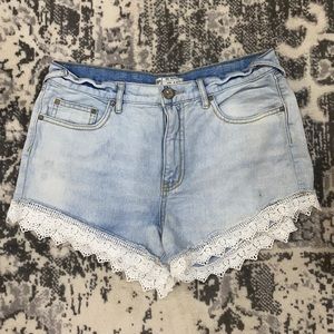 Free people denim short. Size 29